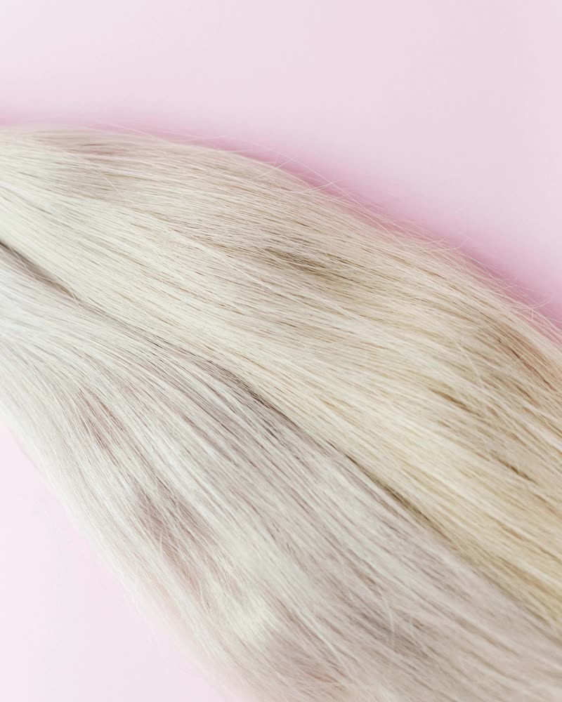 Hår med extensions — eksempel 1