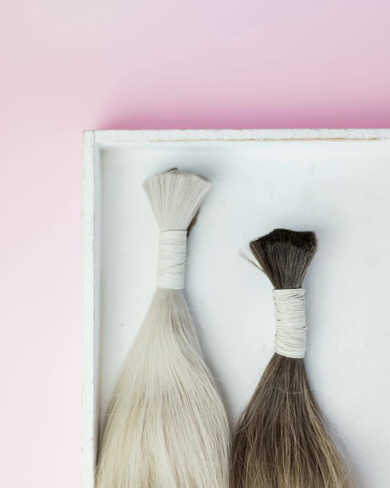 Hår med extensions — eksempel 5